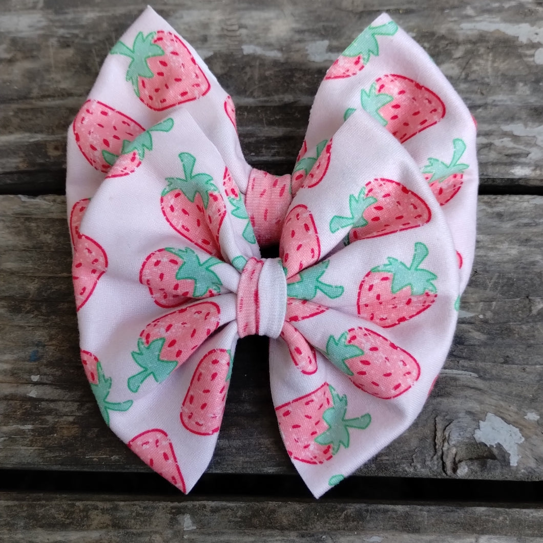 Pastel Strawberry Bow