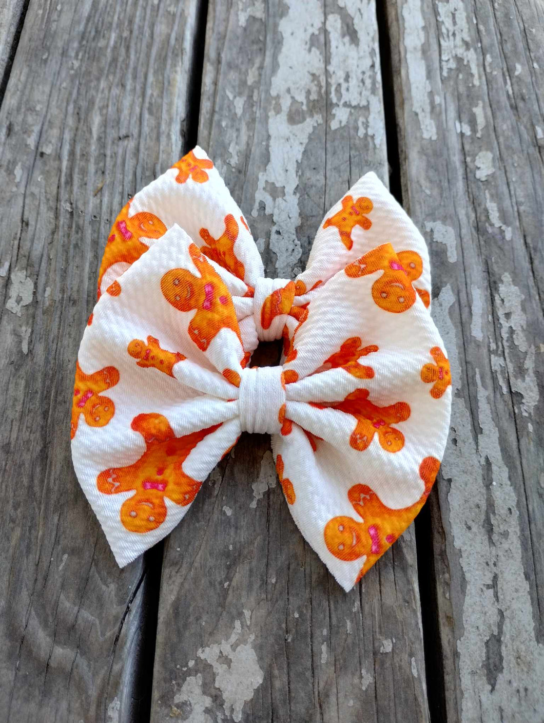 Toasty Gingerbread Bow