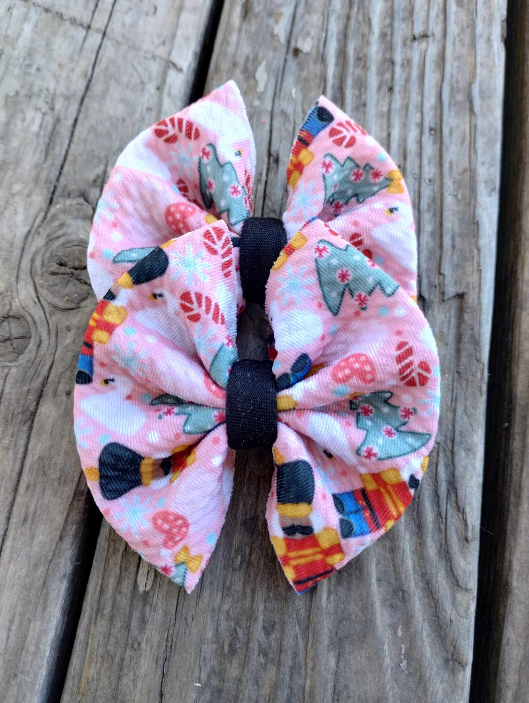 Nutcracker Bow