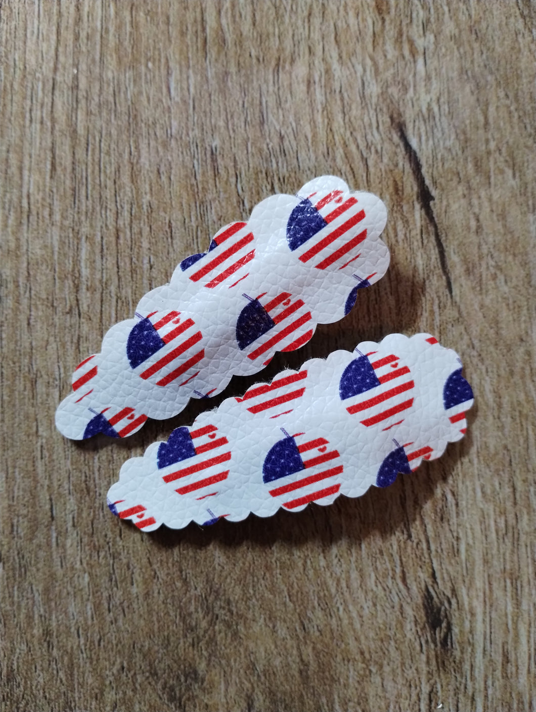 America Snap Clip