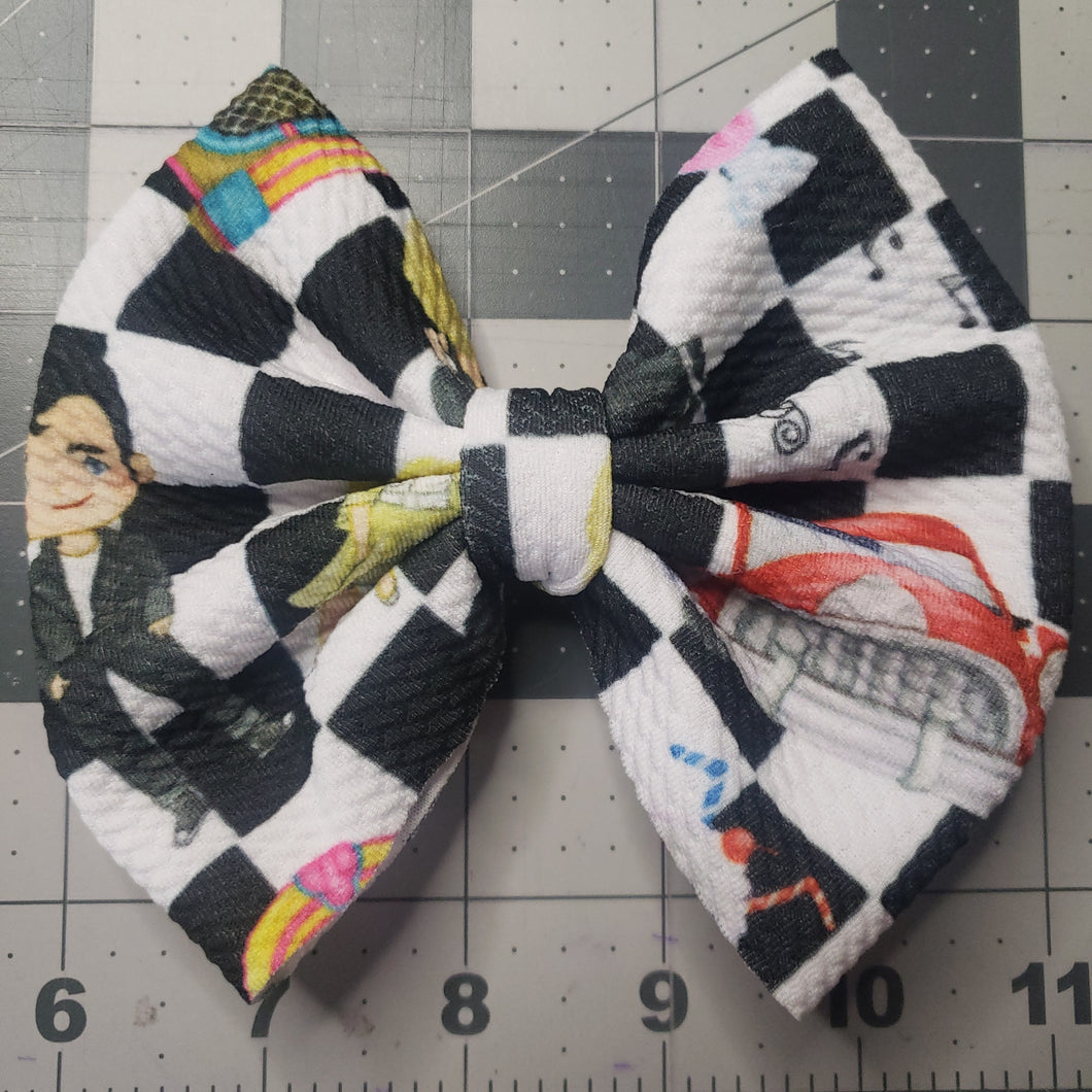 Grease Bow
