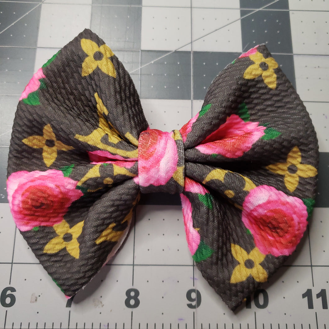 Rose LV Bow