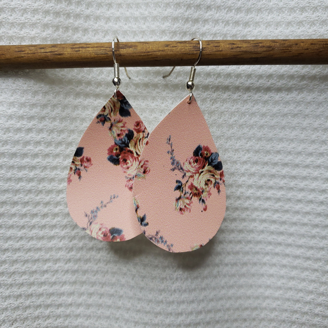 V-Day 10 Earrings