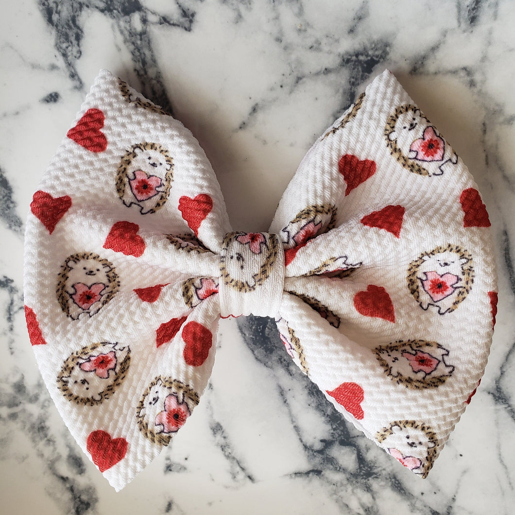Hedgehog Love Bow