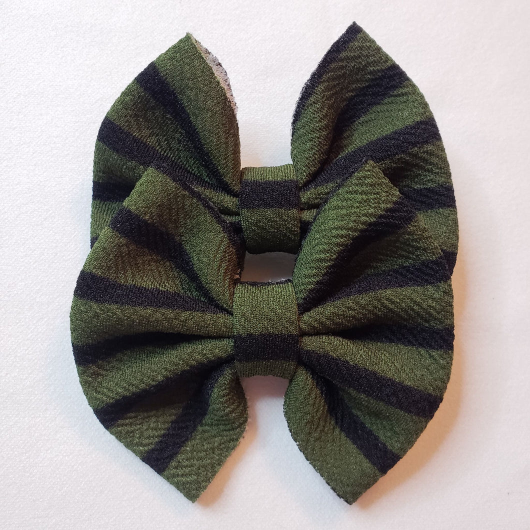 Olive Stripes Piggie