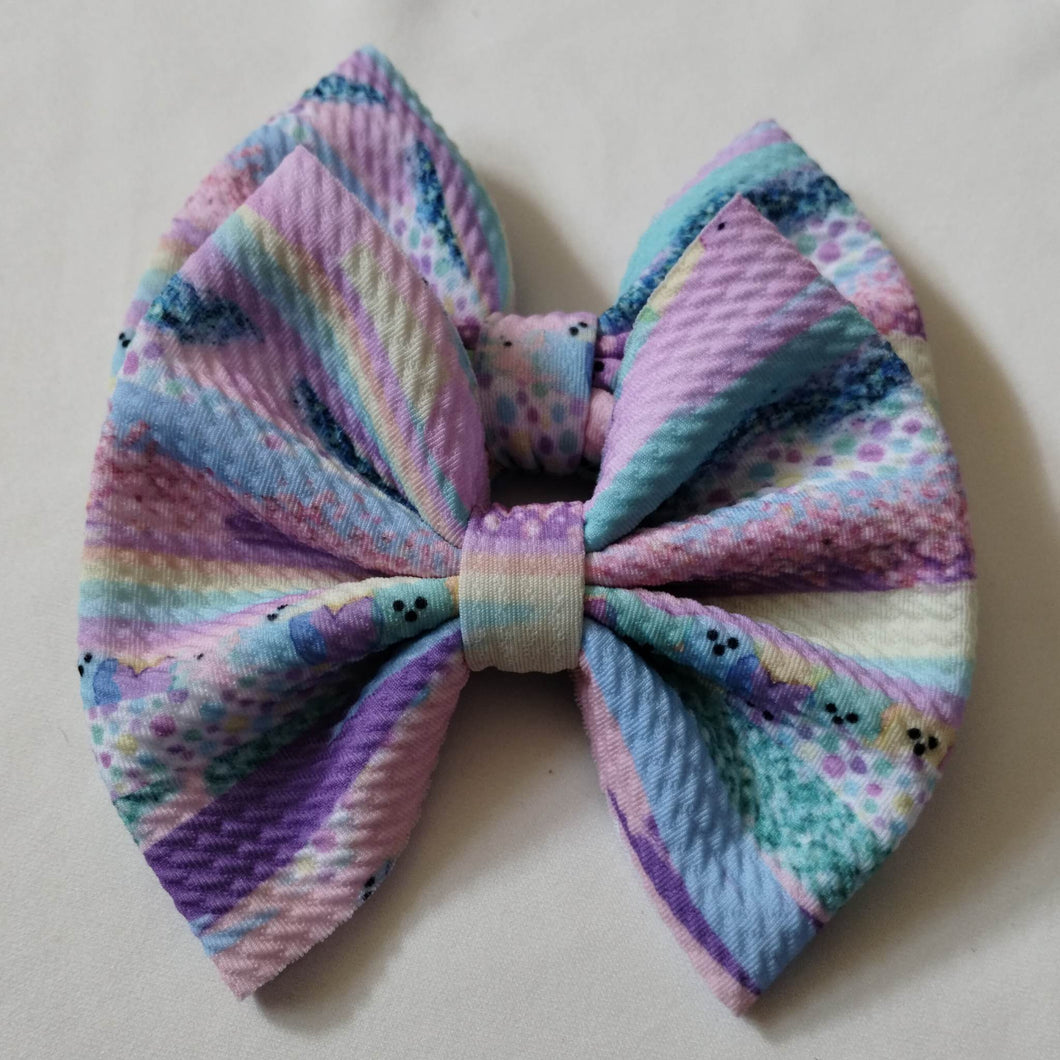 Peep Brushstroke Bow